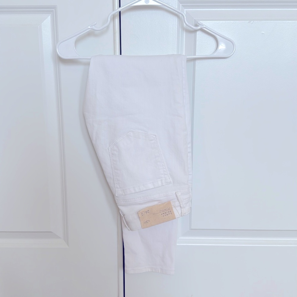 LOFT petite white denim jeans - size 2 / 26
